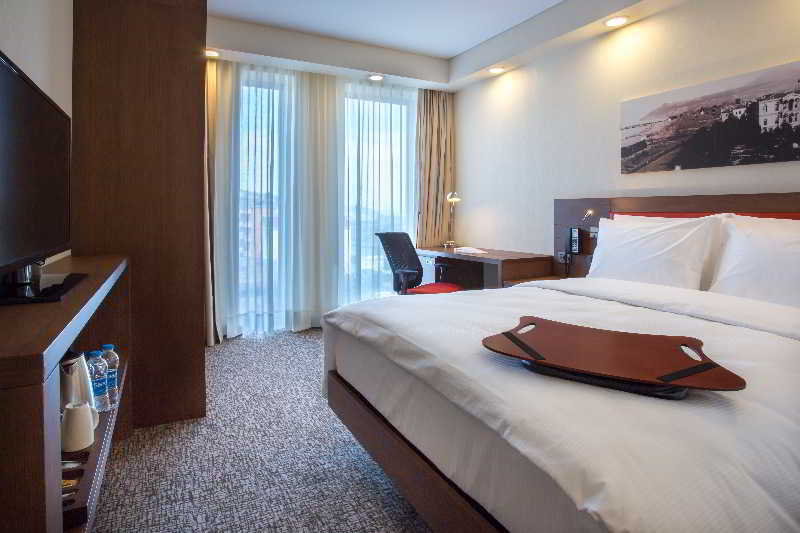 Hotel Hampton By Hilton Samsun Esterno foto